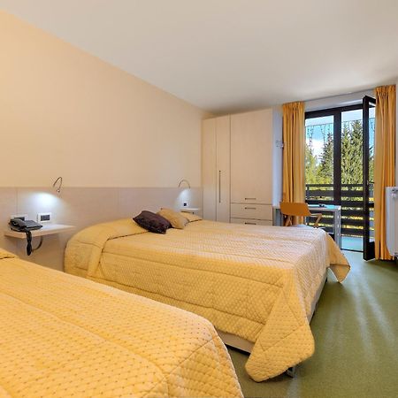 Hotel Alaska โฟลการีดา ภายนอก รูปภาพ