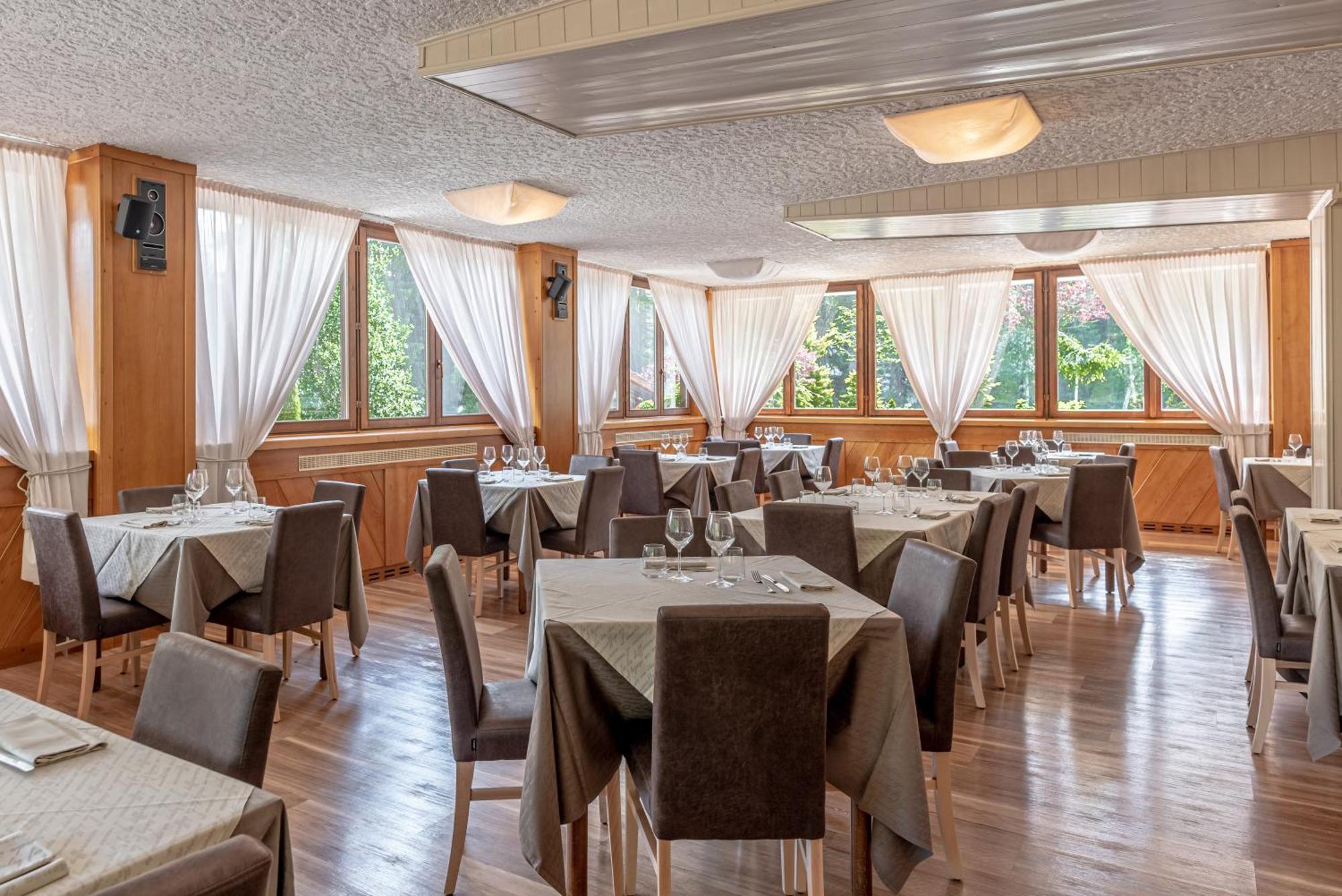 Hotel Alaska โฟลการีดา ภายนอก รูปภาพ